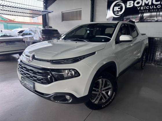 FIAT TORO 2.4 16V MULTIAIR FLEX FREEDOM AT9 FIAT TORO 2.4 16V MULTIAIR FLEX FREEDOM AT9